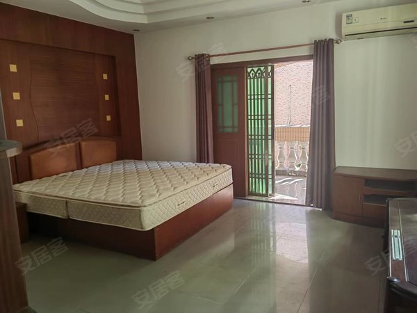 沙井上寮花园别墅,独栋带院子家私全齐,车位充足,配套齐出租房源真实