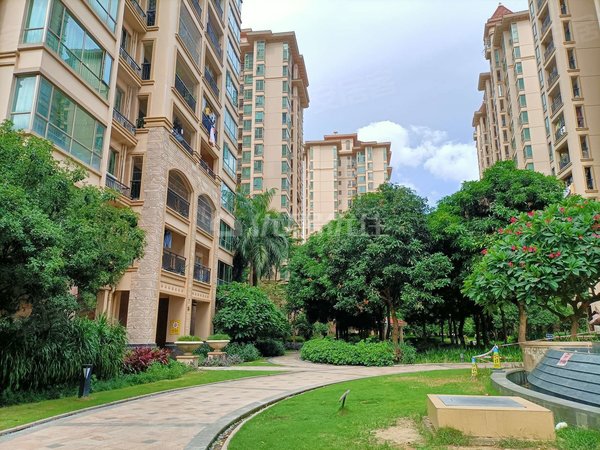 南宁兴宁东沟岭瀚林美筑瀚林美筑筑 精装3房 南北通透 配齐出租出租