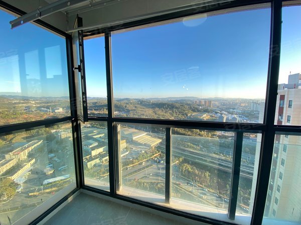 大华时光园!高楼层视野无遮挡!南北通透出租房源真实图片