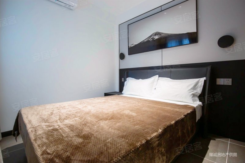 誉峰遇见2室2厅1卫78.48㎡东南93万