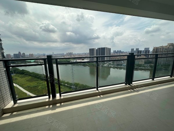 广州荔湾桥中悦江上品苑悦江上品苑 3室2厅2卫 南北通透 105平 配套