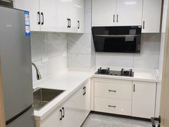 绍兴诸暨诸暨市区宝龙附近银泰小区，独立自住精装修两室二厅，拎包入住出租房源真实图片
