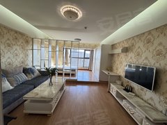 青州青州城区泰华城泰华红枕公寓精装带全套家具家电拎包入住月租1300出租房源真实图片