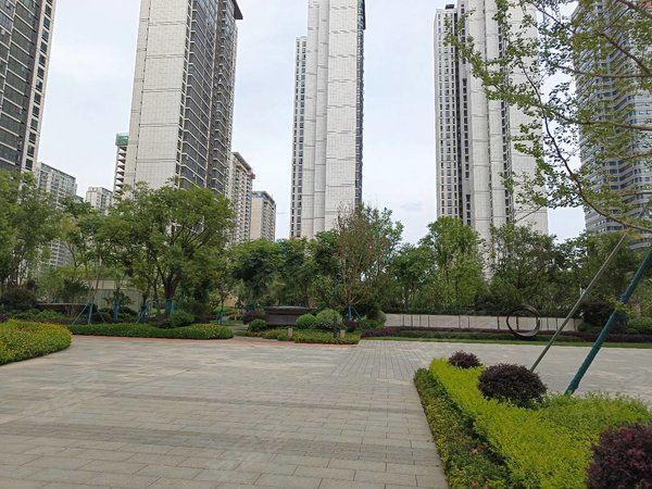 昆明官渡巫家坝保利天际花园(商住楼)新房源!巫家坝!小 中空跃层!