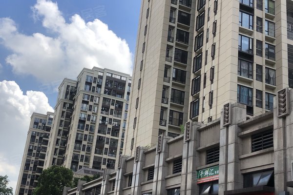 佛山小区 南海小区 罗村小区 招商依云华府 招商依云华府怎么样