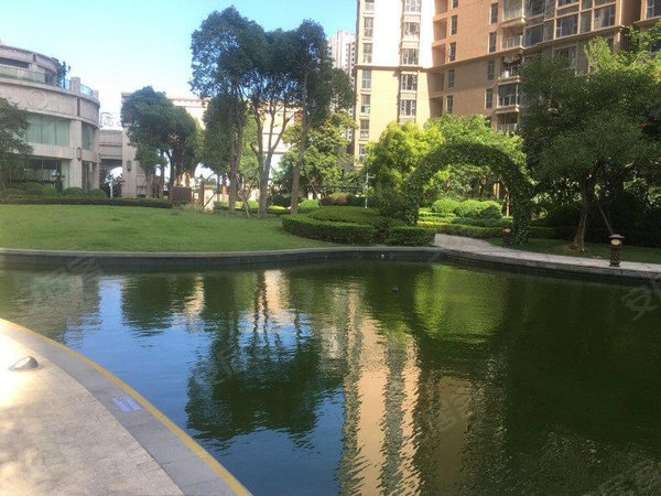 泉州丰泽东海湾东海湾御花园师院对面 单间独卫 独立洗衣机 落地窗