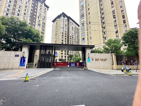 福州鼓楼湖前鼓楼金茂府c区金茂府专业户丨精装单身公寓多套 看房有