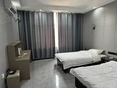 阿拉尔幸福路国际商贸城浩瀚单身公寓出租月付需要的火速联系出租房源真实图片