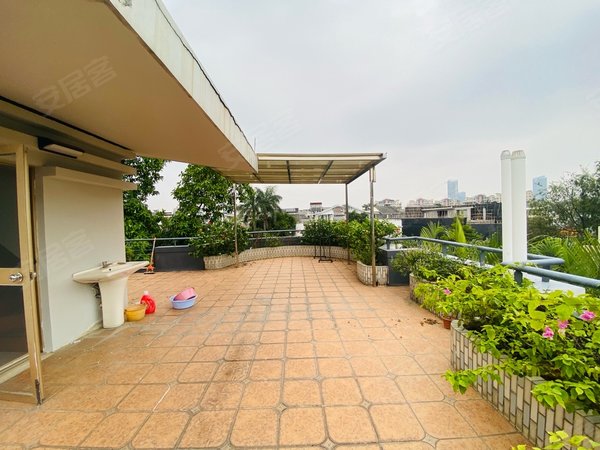 广州南沙金洲南沙滨海花园(别墅)滨海花园临湖独栋别墅,5房2厅3卫,可