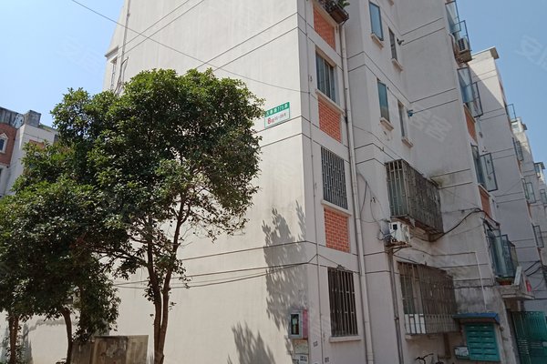 翠竹苑生活配套有哪些?怎么样,好不好_燕子旭解读:往东南100米即为安