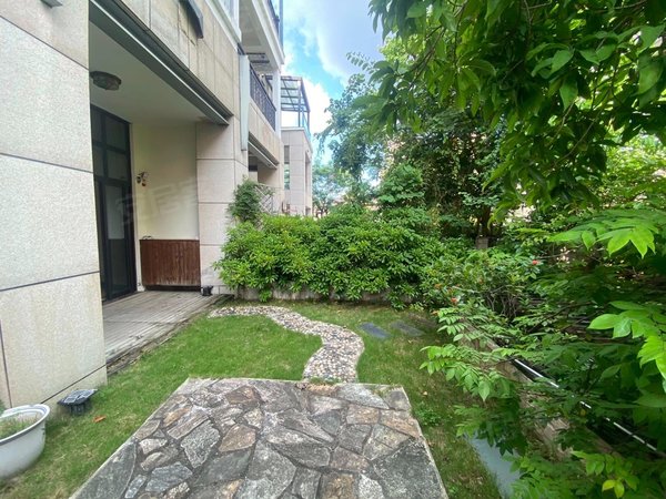 深圳龙岗龙岗中心城紫麟山(别墅)豪装别墅 商住两用 带院子 露台 私家