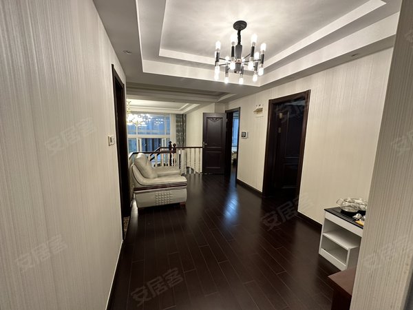 青岛黄岛石油大学海上嘉年华首租 唐岛湾大平层 宽敞明亮 干净整洁