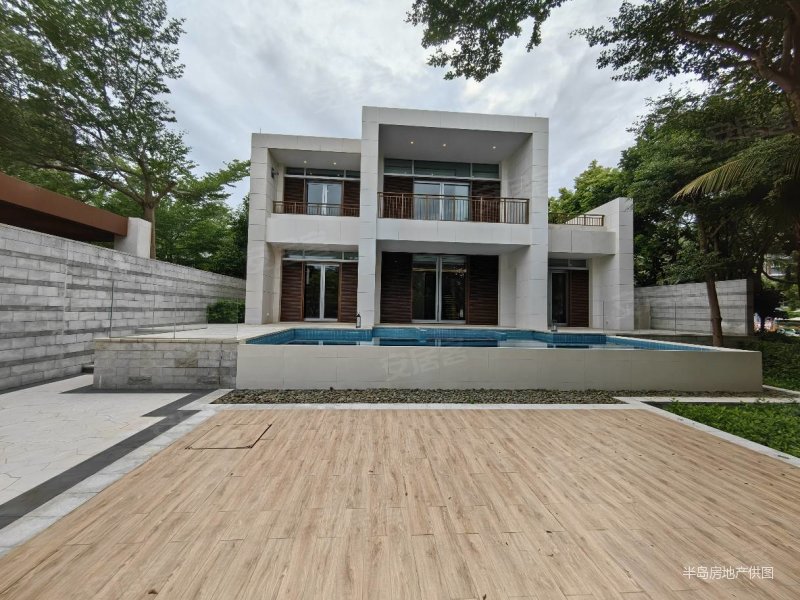 海棠湾银海5室3厅7卫412㎡南北4500万