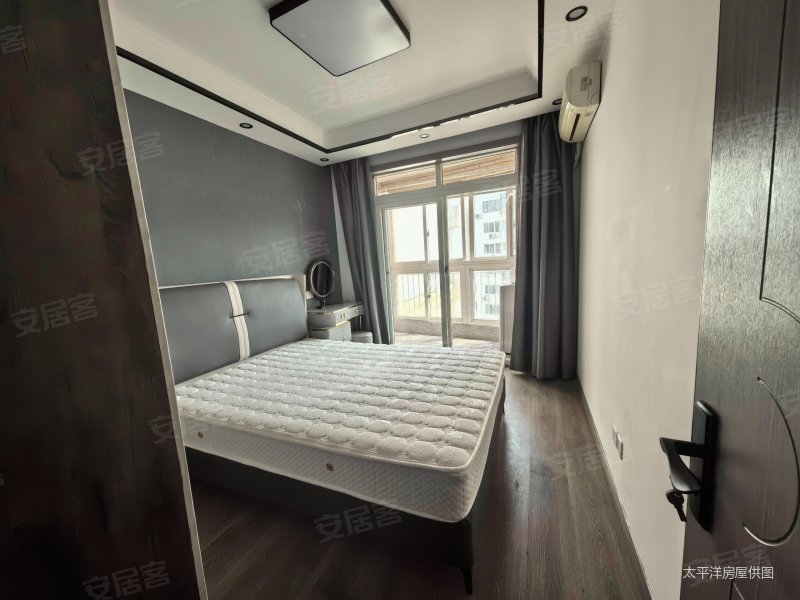 东苑怡景园购物方便电梯房精装修高楼层视野好南北通透