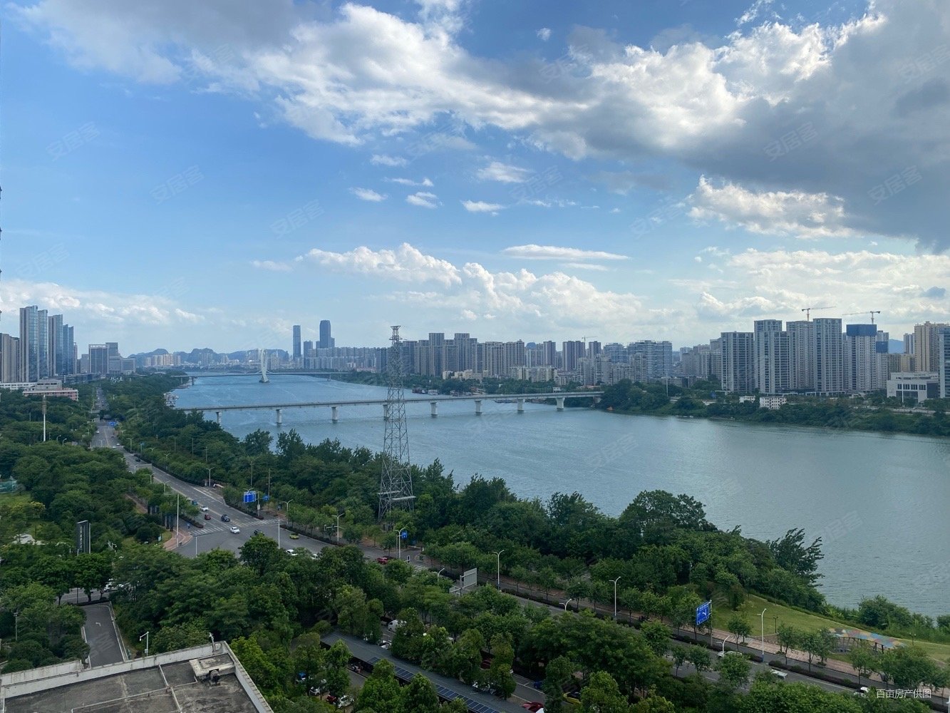 柳州房产网>柳州二手房>城中二手房>体育中心二手房>彰泰滨江学府>