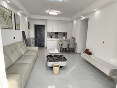 新沂建邺路锦绣华庭明珠花苑地暖，两室家具家电齐全，1600包物业，拎包入住。出租房源真实图片