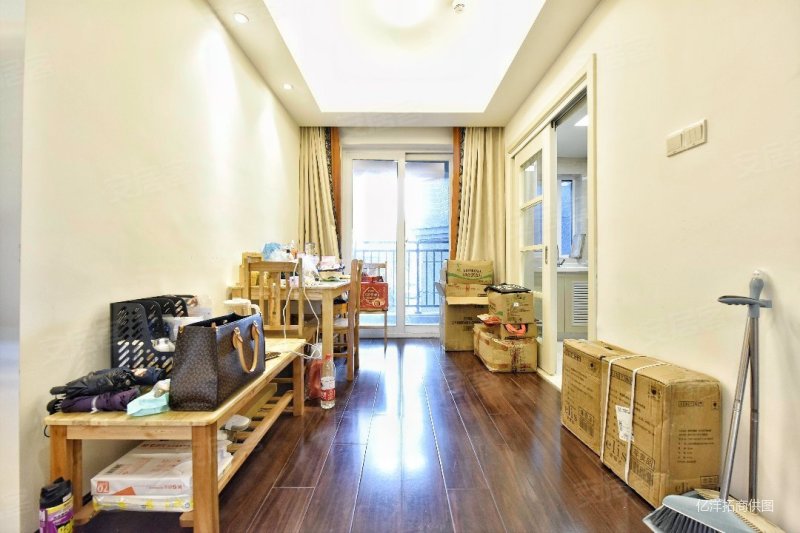 绿地派克公馆地铁口性价比好房和平大道有钥匙随时看房