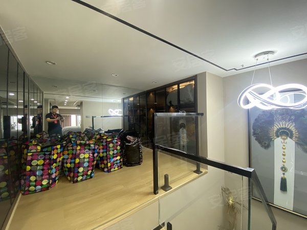 【多图】映客龙湖璟翠中心(商住楼),洋湖湿地公园租房,整租 30w豪华