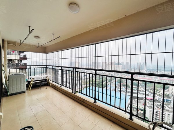 【多图】万科悦府,石埠租房,一号线鹏飞路地铁站品质温馨大四房拎包