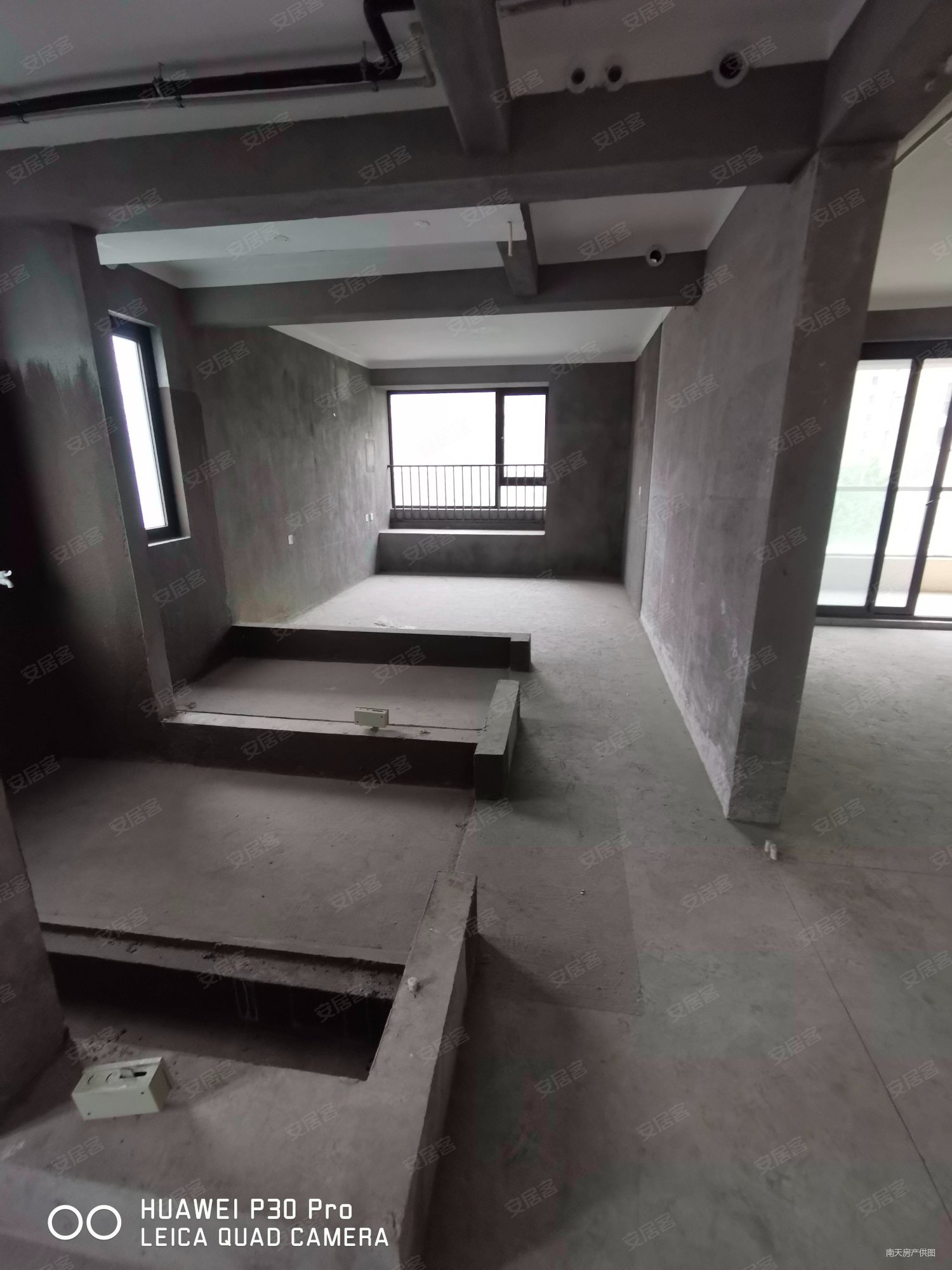 中海枫桥里4室2厅2卫127㎡南310万