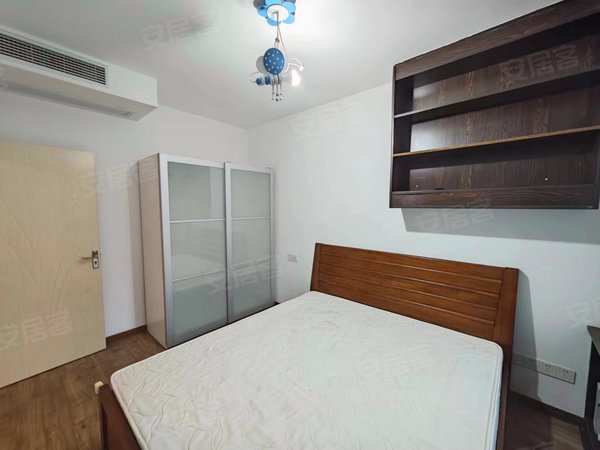 【多图】蓝庭国际(一期),蠡湖租房,新体,蠡溪公园,大润发附近!