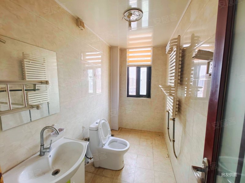 老业主的房急卖双卫双气大三房急价可谈瀚海泰苑次新