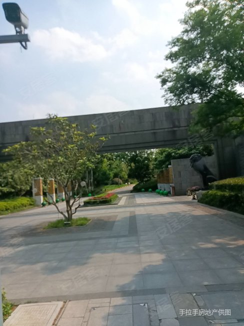 鹿山雅苑北区联排 纯新毛坯 南北通透 看房方便