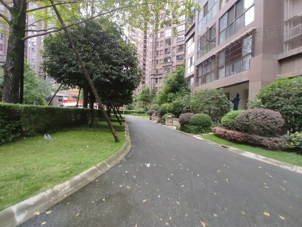 德阳旌阳城南天籁福天籁福,套三,简装,家具家电齐全出租房源真实图片