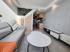 曲靖麒麟南城门汇泰新天地精装修2室一厅朝向好出租房源真实图片