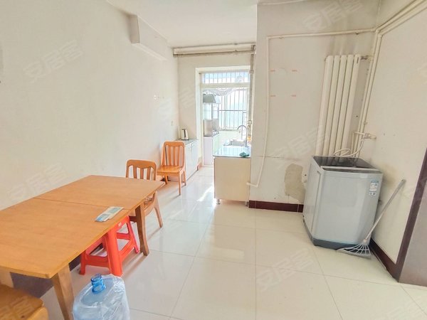 天津大港胜利街三春里出租，三春里3楼精装修一室一厅900家电家具齐全有钥匙出租房源真实图片