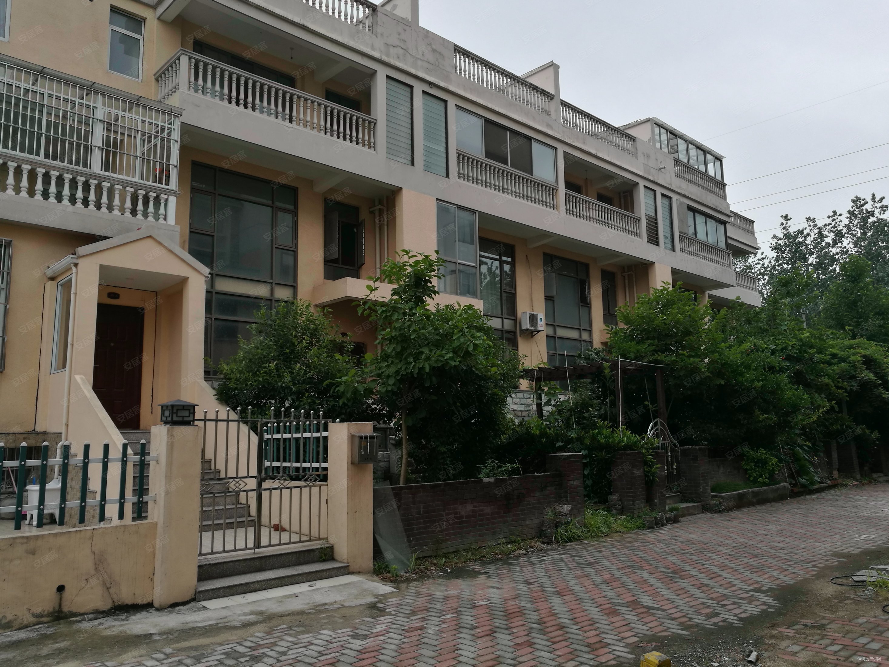 鸿禧山庄
