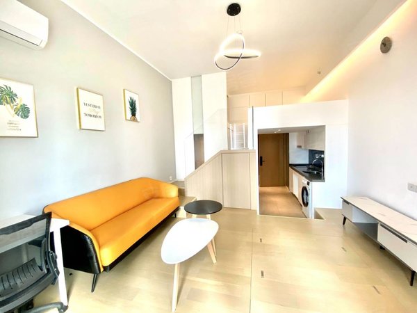 广州黄埔鱼珠保利鱼珠港(商住楼)loft公寓 24小时保安执勤 保利鱼珠港