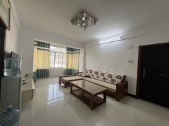 河池金城江金城江城区文体路附近假日城堡商品房，三房两厅两卫，家具家电齐全干净整洁出租房源真实图片