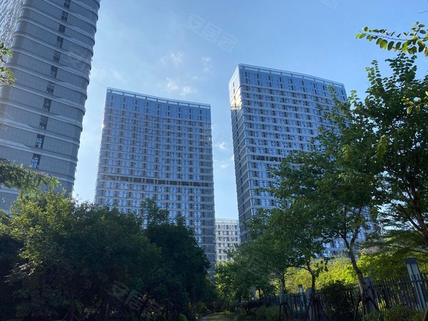 厦门海沧滨海社区融信海上城滨海社区 融信海上城  精装三房拎包入住