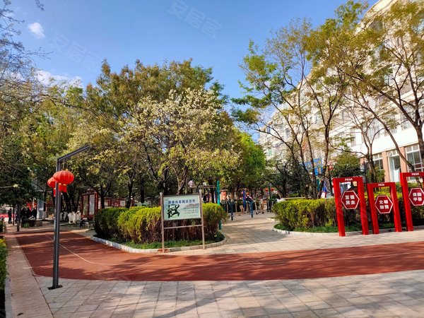 昆明盘龙昙华寺片区金沙小区(盘龙)金马寺地铁站门口~金沙小区精装修3