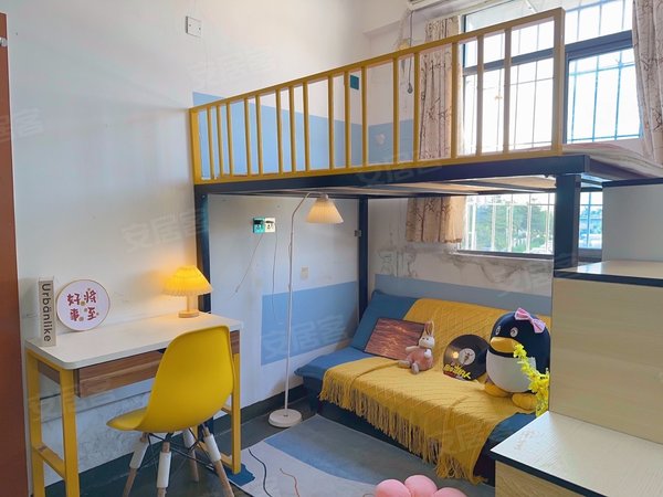 深圳布吉丹竹头宝丹路16号小区丹竹头c口附近大小单间 近高新科技园