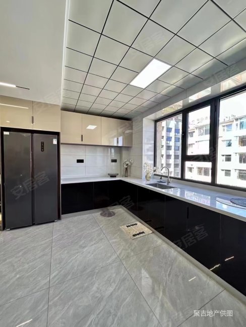 世纪广场 低容积 双卫生间 医疗配套成熟 中间好楼层 装修好,银花宾馆