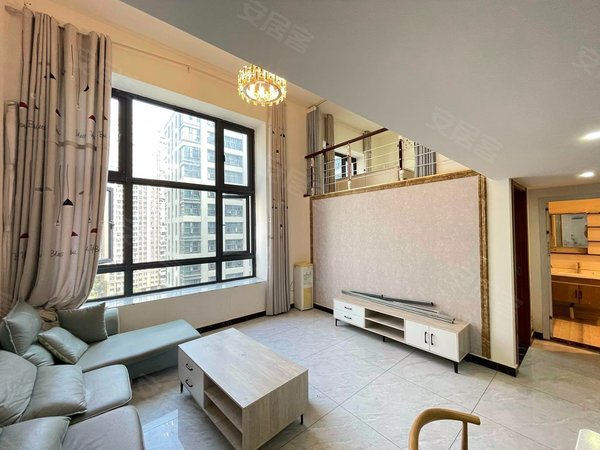 昆明五华高新区融创春风十里海豚湾精装修 网红公寓 地铁口 大面积