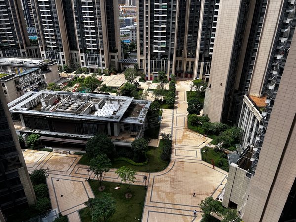 深圳坪山坪山恒大城(一期)恒大城155平大5房豪华装修,全齐出租,业主