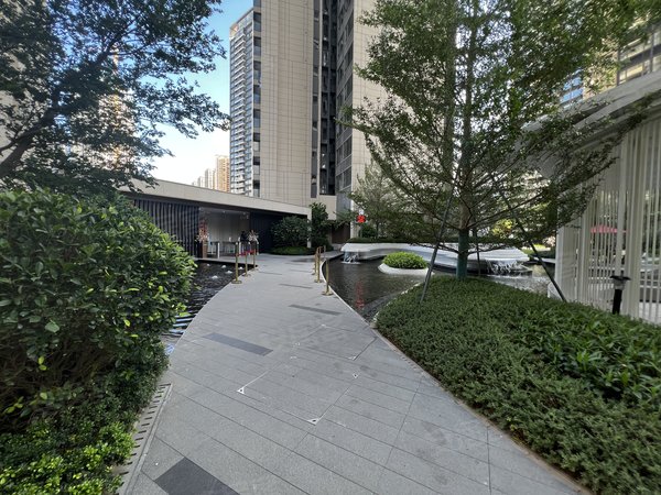 深圳龙岗宝龙中海阳光橡树园中海阳光橡树园 3室2厅1卫 81平 精装修