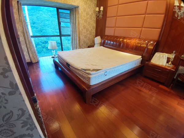 深圳福田下梅林咏山名苑咏山名苑高楼层  大三房二厅二卫   可以看