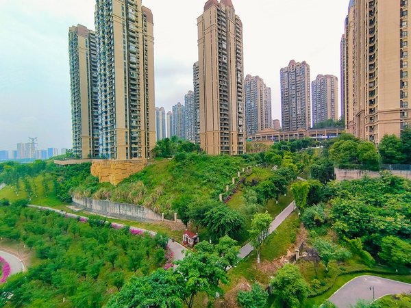 重庆渝北照母山世茂茂悦府(一二期)人民医院旁丨精装三房丨门口商业丨