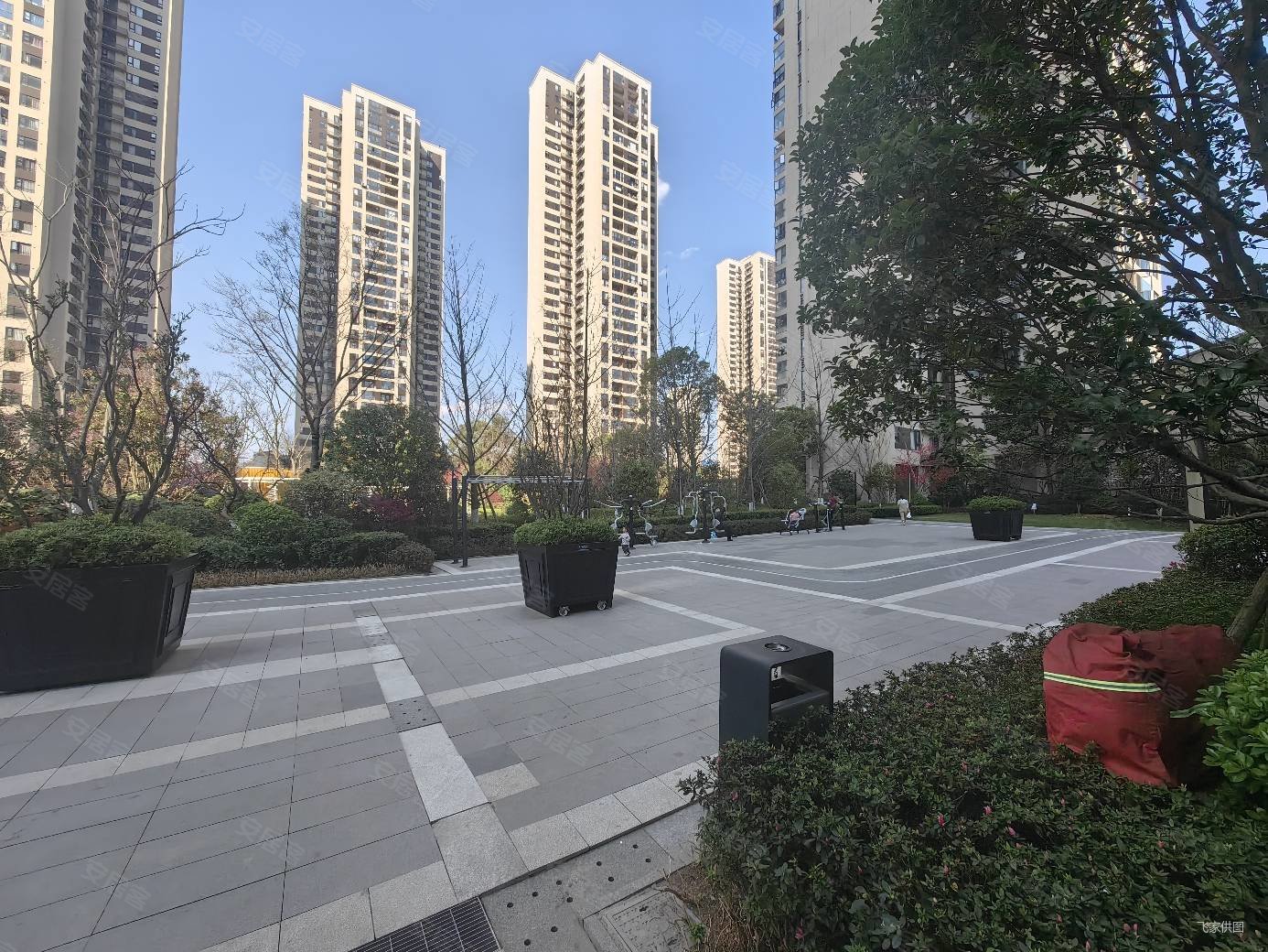 万科理想城e区高层