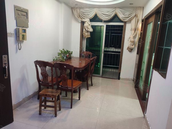 尚景华园精装修大三房 家电全齐出租 地铁口两百米,龙岗租房-深圳58