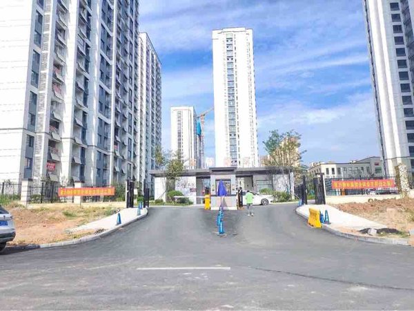 带车位草房 两河地铁口 凭海临风小学两河中学,黄岛租房-青岛58安居客