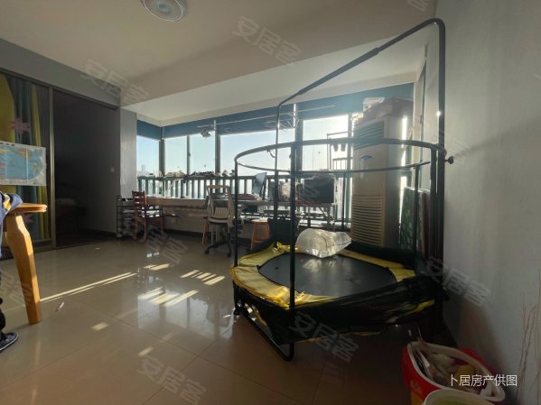 云庭公寓精装2室景观楼层边户采光佳空置随时看房