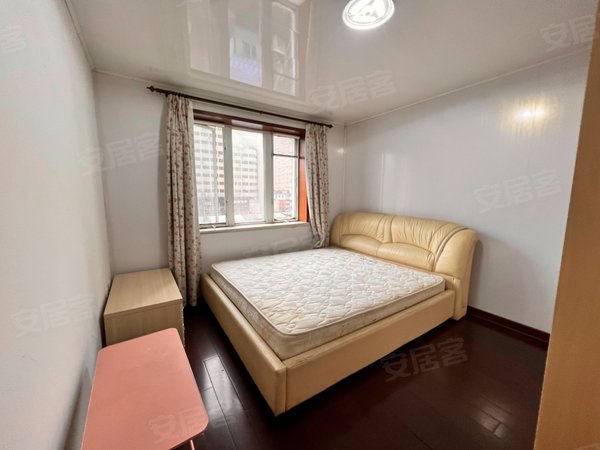 沈阳和平三好街冠芳园三好街 盛京医院 万科中心 主卧独卫 押一付一