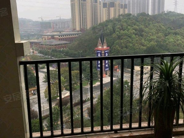 重庆荣昌荣昌城区拓新红城拓新红城 2室家电齐全拎包入住 74平 电梯房