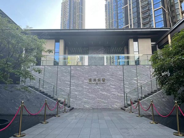 深圳南山大学城远洋天著华府诗和远方很贵 找我租房很便宜 远洋天著