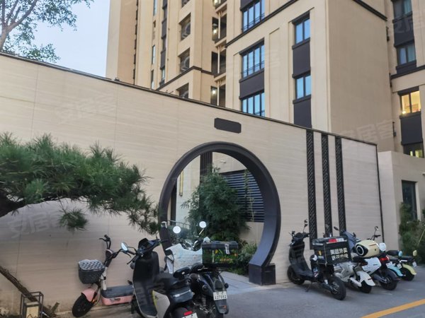 北京石景山八宝山国风长安云棠新上便宜主卧石景山国风长安新楼新小区